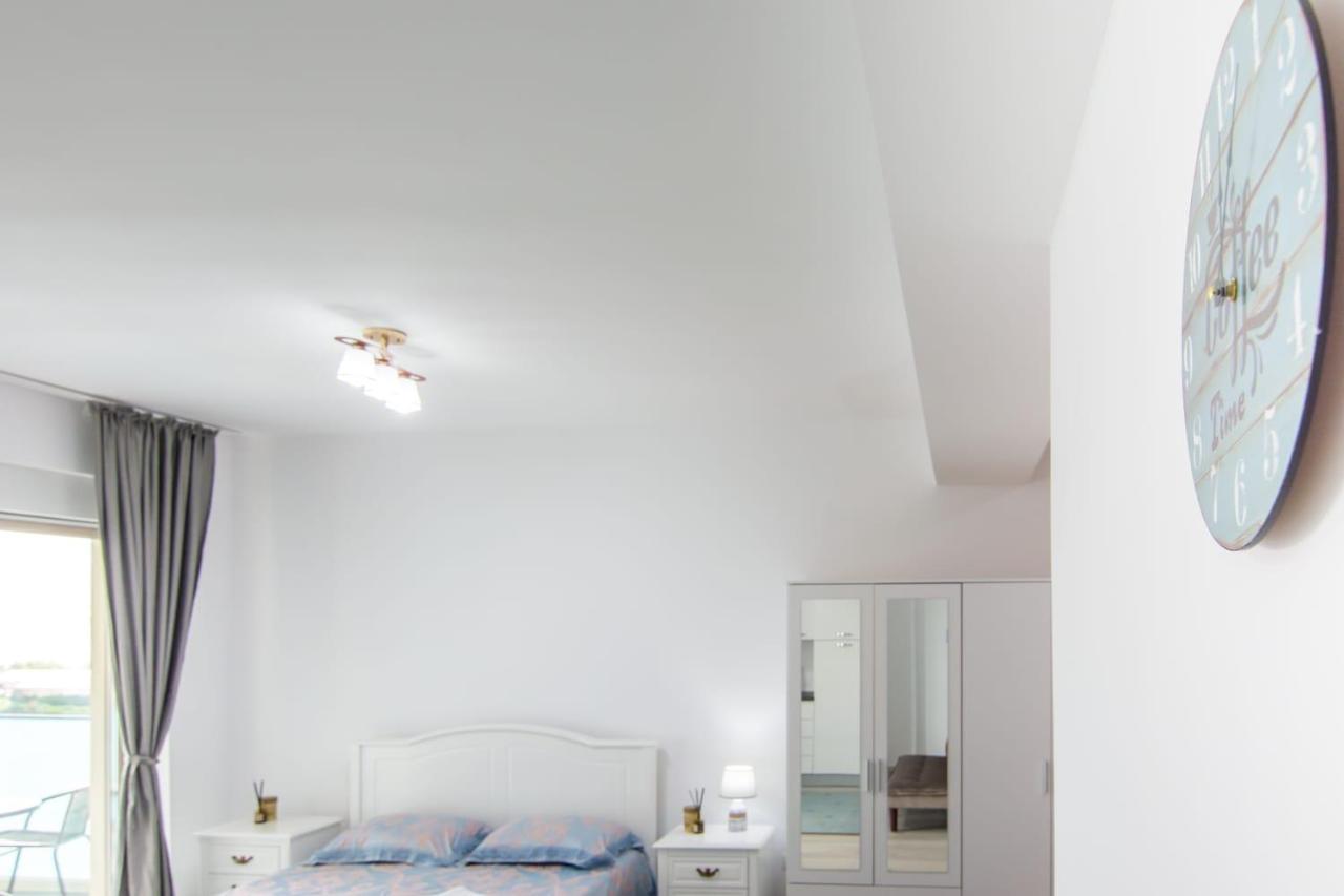 Fendi Apartment Năvodari Екстериор снимка