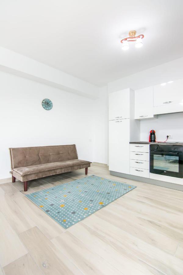Fendi Apartment Năvodari Екстериор снимка