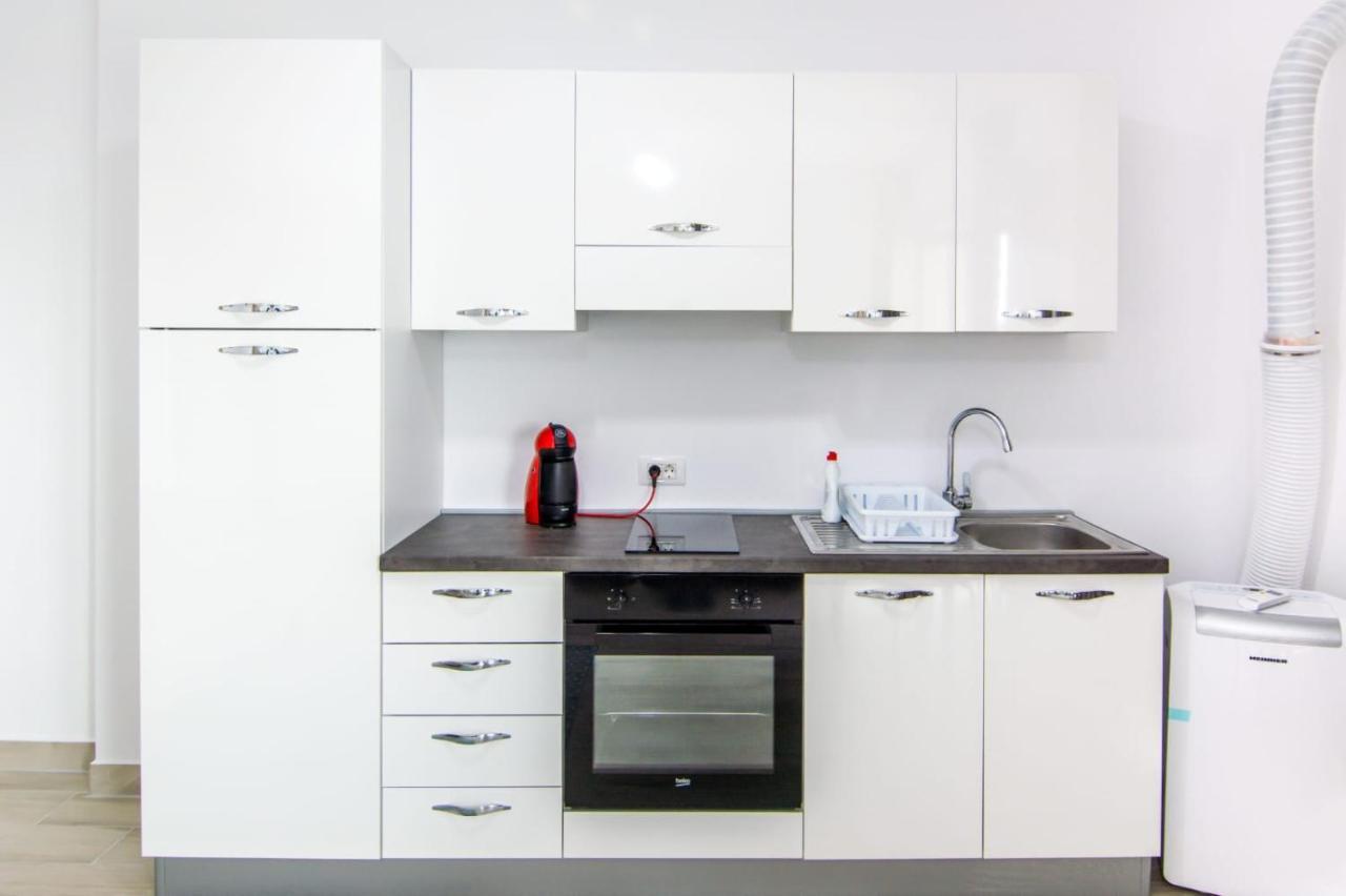 Fendi Apartment Năvodari Екстериор снимка