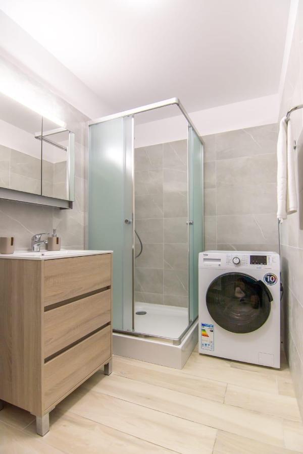 Fendi Apartment Năvodari Екстериор снимка